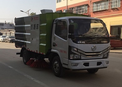 国六东风5方扫路车图片