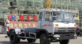 东风153车厢可卸式垃圾车图片