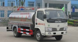 东风福瑞卡国四鲜奶运输车图片